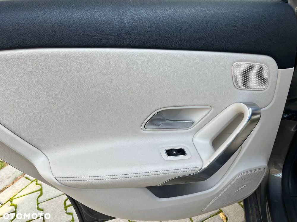 Mercedes-Benz Klasa A 200 7G-DCT - 22