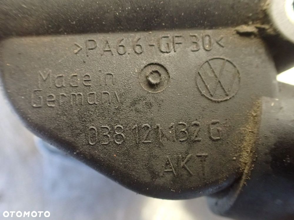 OBUDOWA TERMOSTATU VOLKSWAGEN PASSAT B6 2.0 038121132G - 4