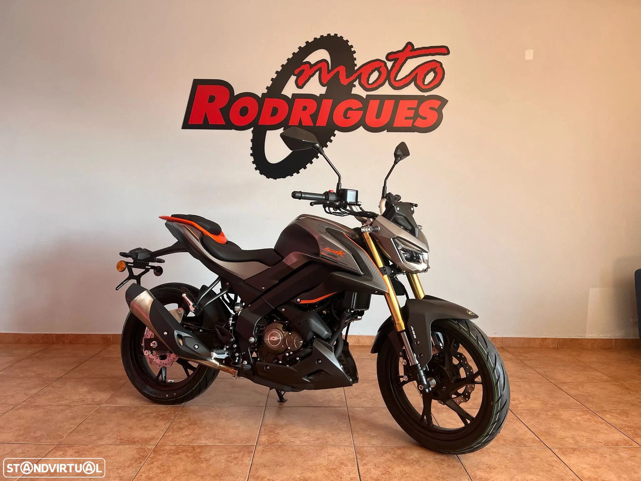QJ Motor SRK 125S - COM OFERTA DE EQUIPAMENTO - 4