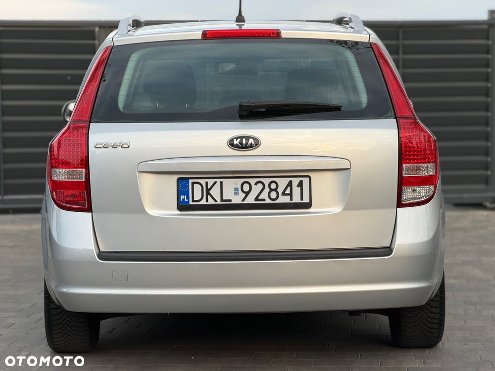 Kia Ceed 1.4 Comfort - 4