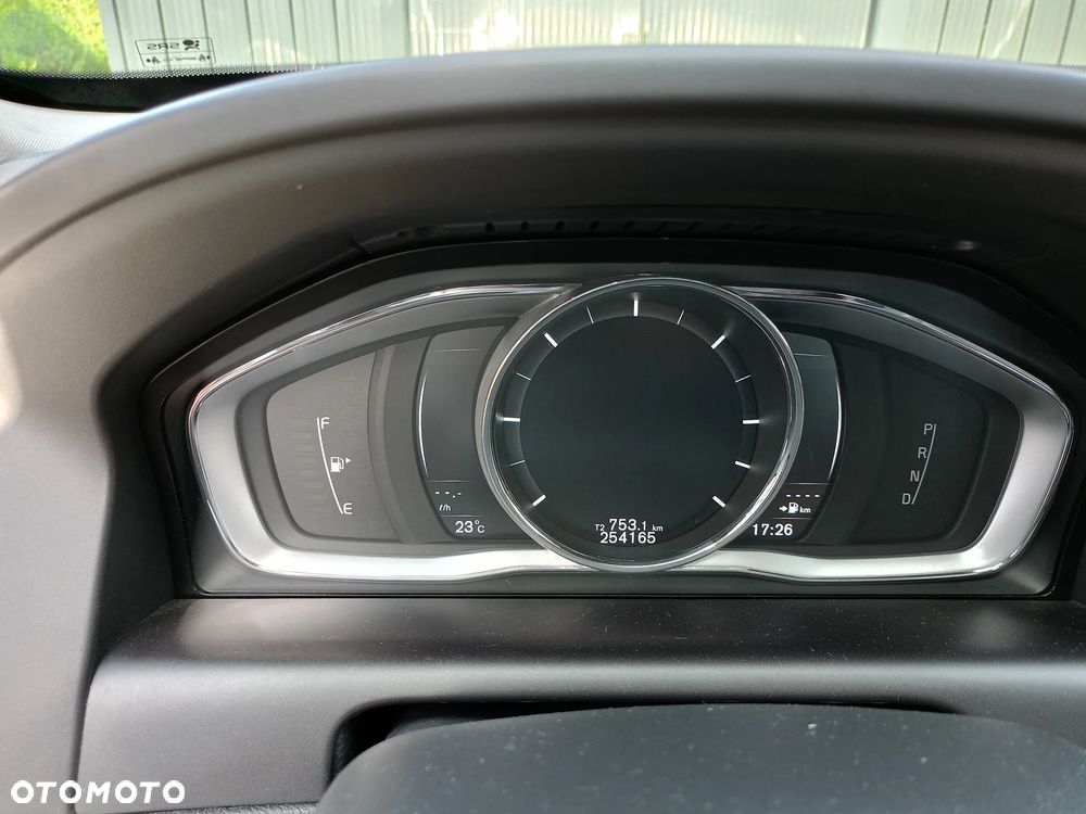 Volvo XC 60 D4 AWD Summum - 19