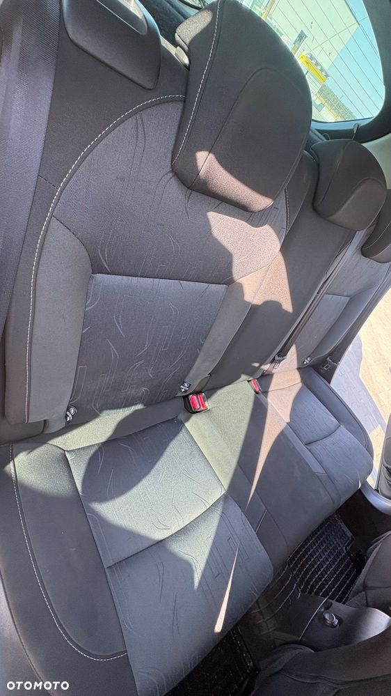 Citroën C4 1.6 e-HDi Exclusive MCP - 8