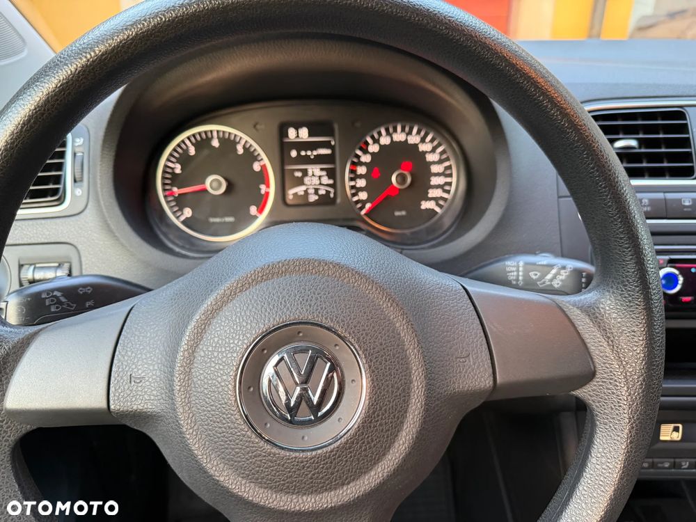 Volkswagen Polo - 17