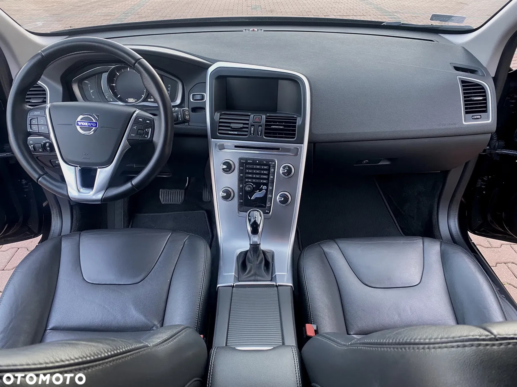 Volvo XC 60 D4 AWD Summum - 9