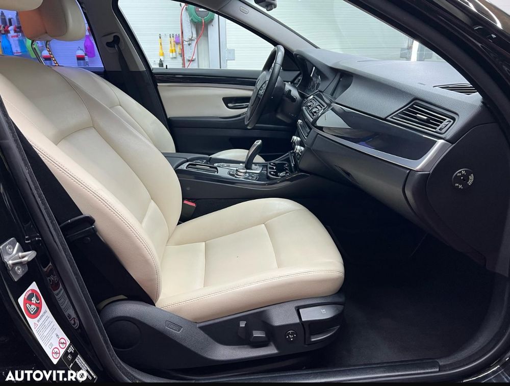 BMW Seria 5 525d xDrive Touring - 6