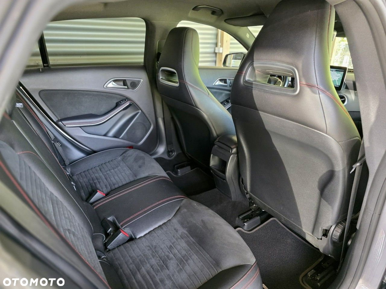 Mercedes-Benz CLA 200 AMG Line - 19