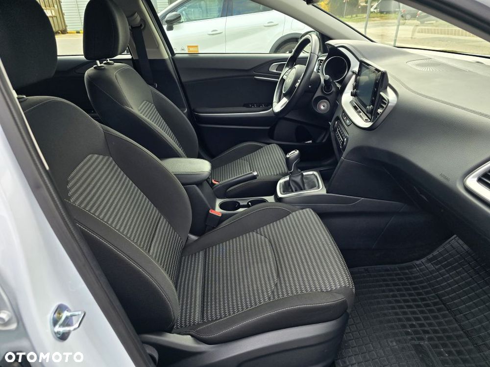 Kia Ceed 1.0 T-GDI S - 31