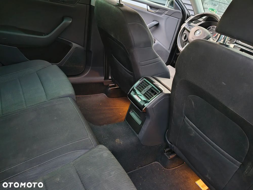 Skoda Superb 1.6 TDI Ambition - 9