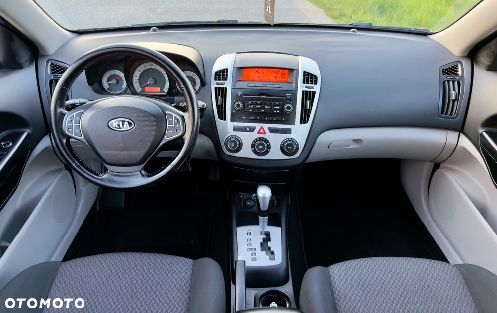Kia Ceed 1.6 Comfort - 10