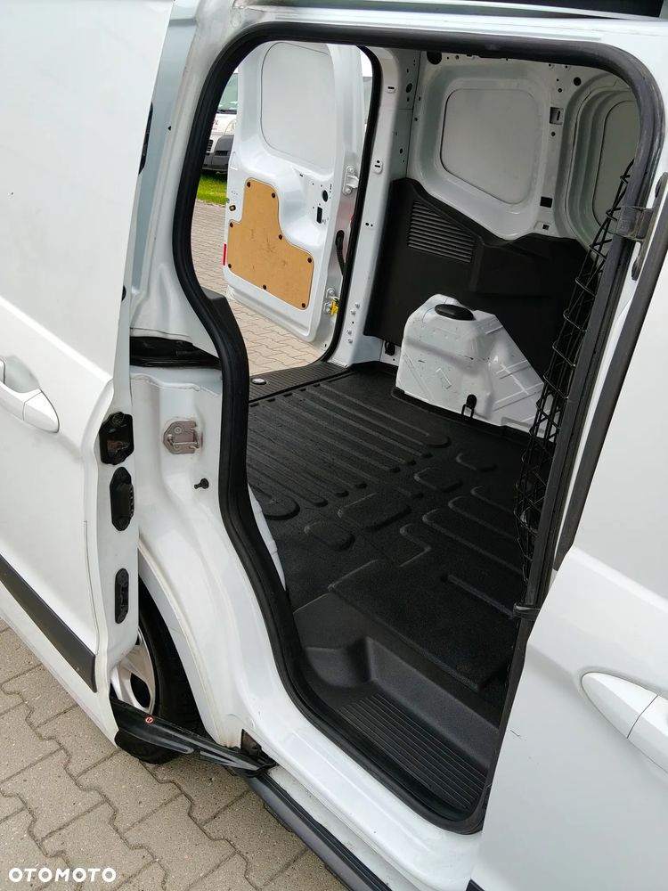 Ford Transit Courier - 5