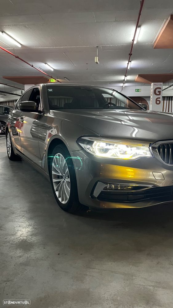 BMW 530 e iPerformance Line Luxury - 3