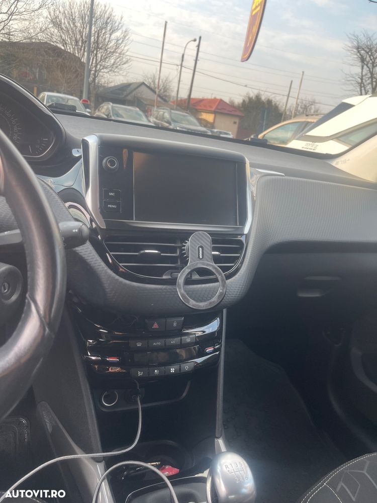 Peugeot 2008 1.6 BlueHDi FAP S&S Active - 16