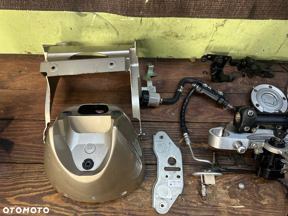 Części Yamaha xvs 1300 midnightstar korek lampa podnózek stacyjka - 2