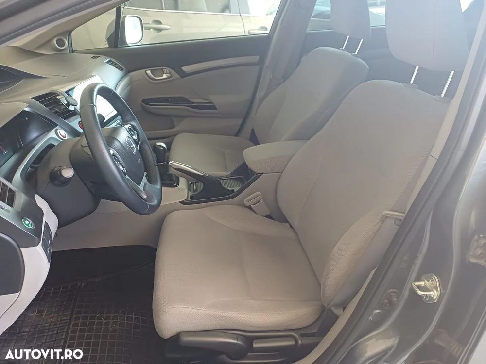 Honda Civic - 12