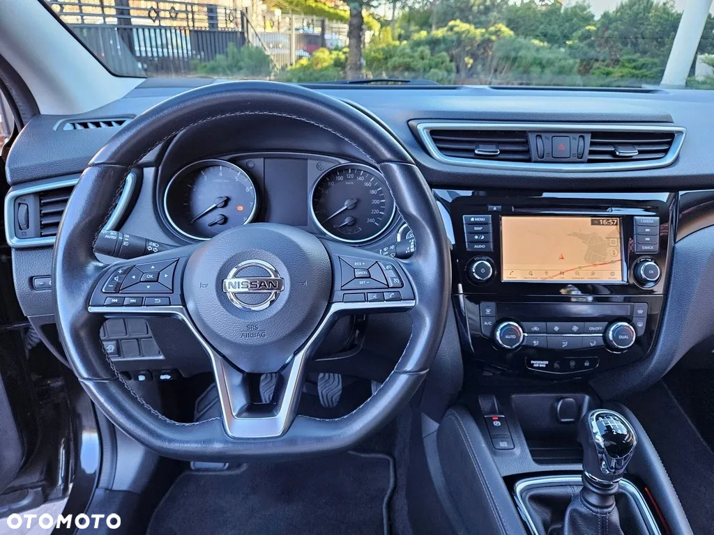 Nissan Qashqai 1.3 DIG-T N-Connecta - 15