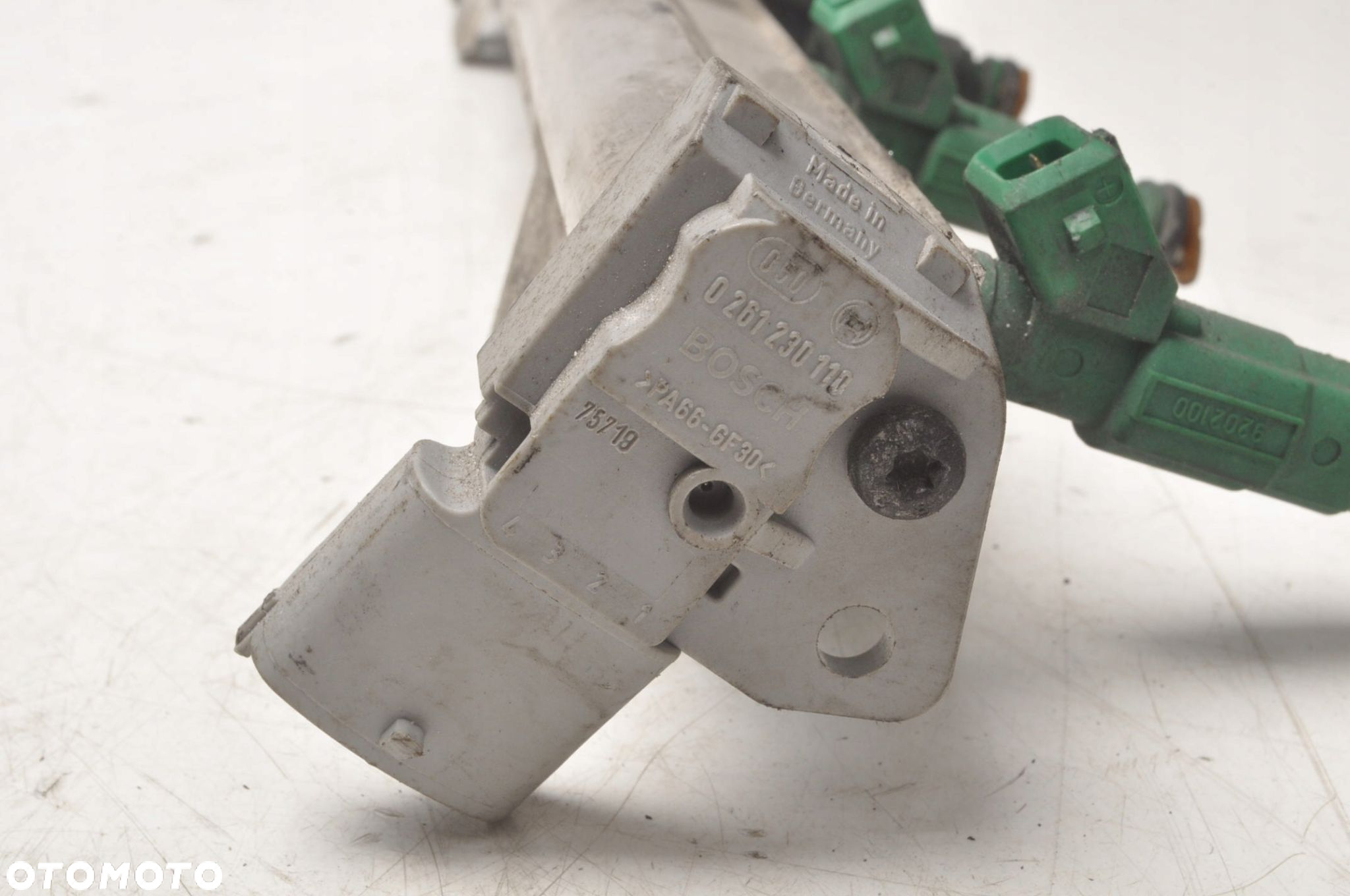 VOLVO V70 II 2.4 T5 LISTWA WTRYSKOWA 0280155968 - 5