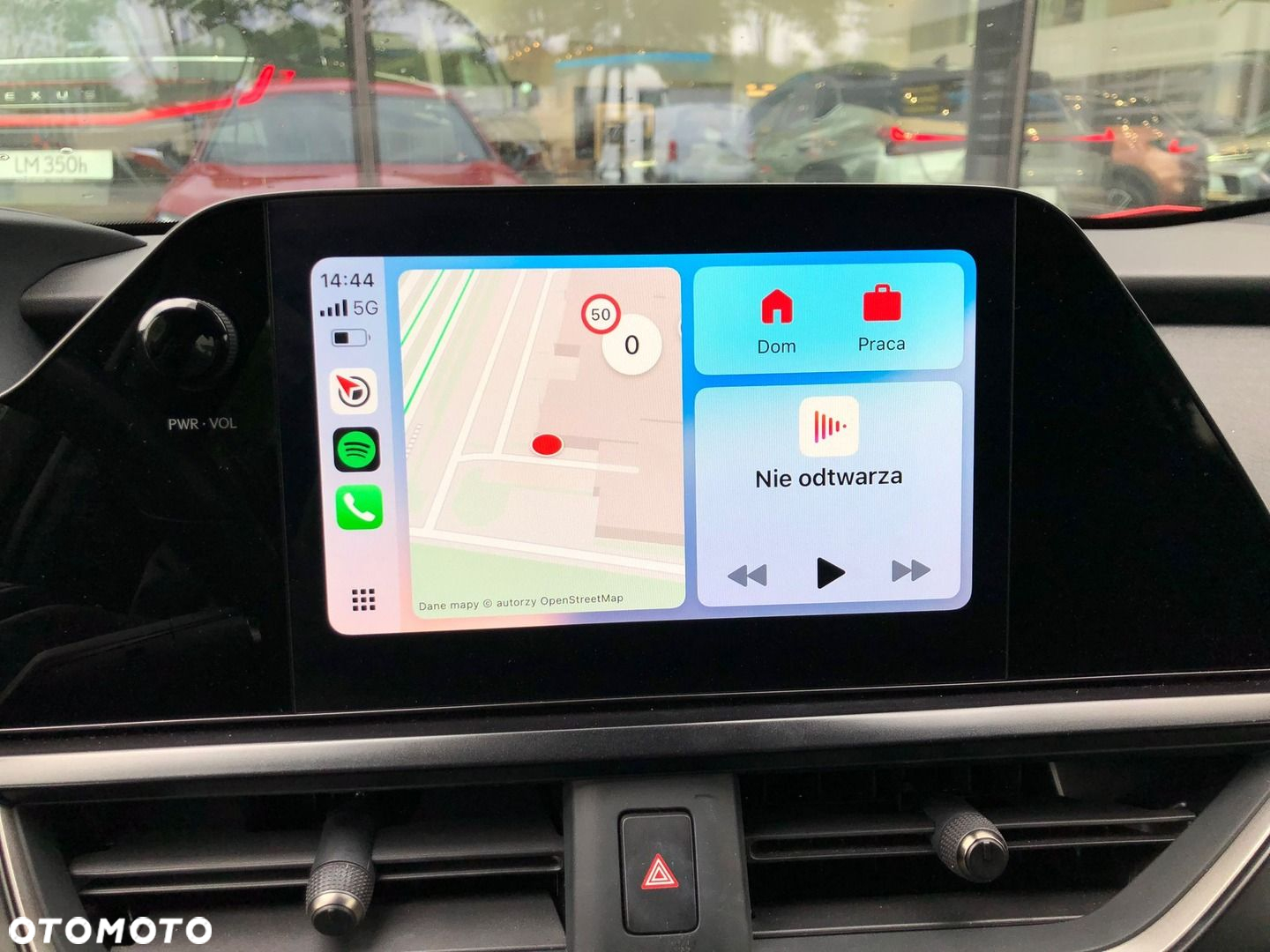 Lexus UX - 16