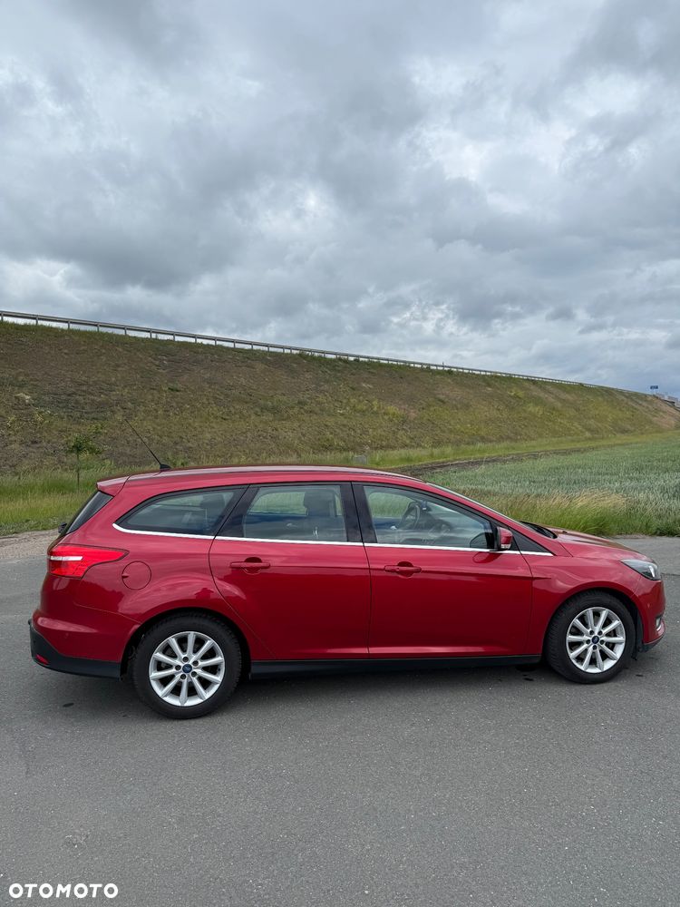 Ford Focus 2.0 TDCi Titanium ASS - 9