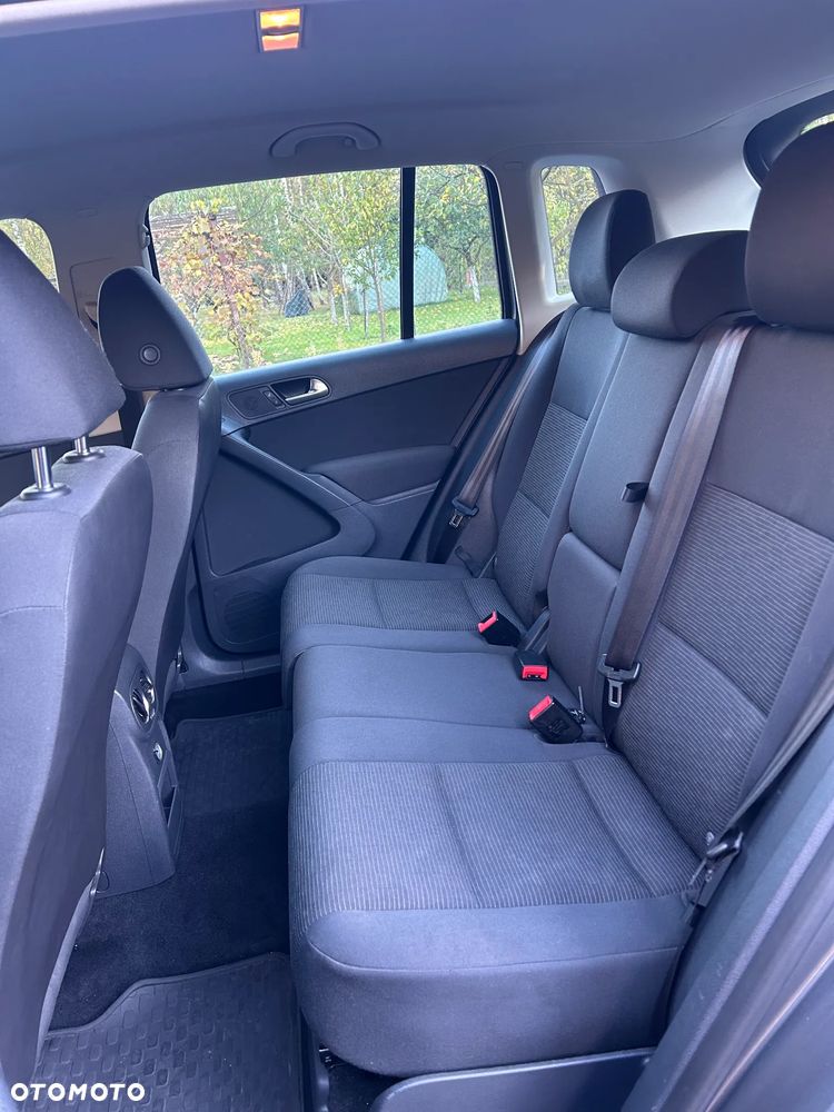 Volkswagen Tiguan - 22