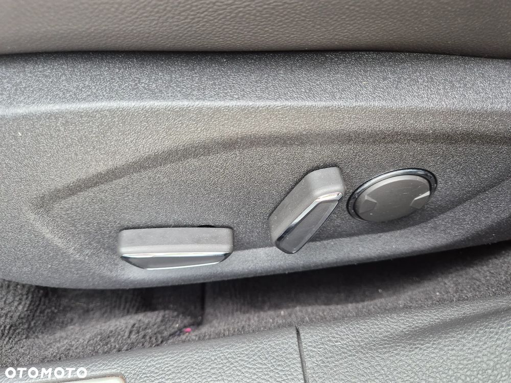 Ford Mondeo 2.0 TDCi STart-Stopp PowerShift-Aut ST-Line - 22