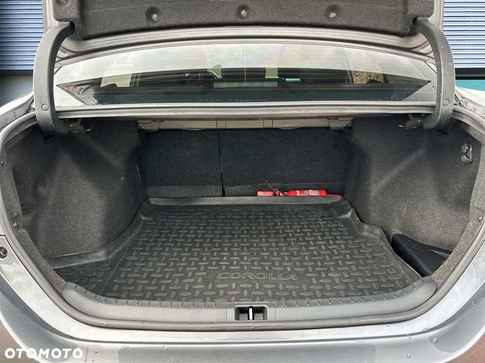 Toyota Corolla 1.6 Premium MS EU6 - 27