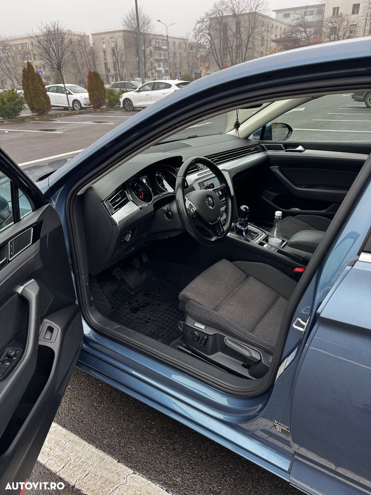 Volkswagen Passat 2.0 TDI 4Motion Comfortline - 8