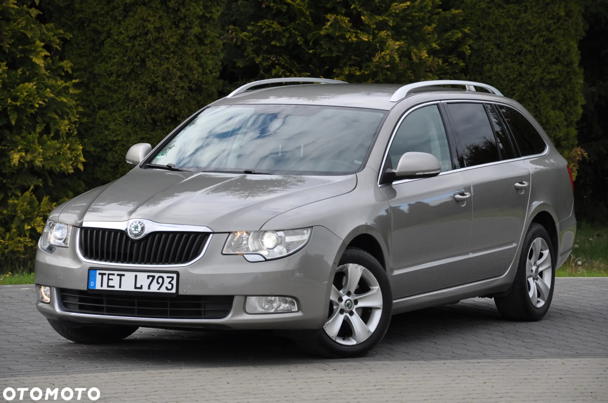 Skoda Superb 2.0 TDI Exclusive - 16