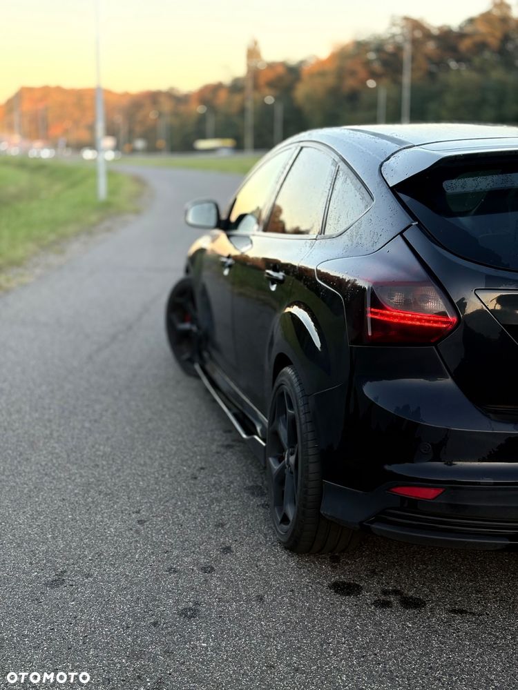 Ford Focus ST - 3