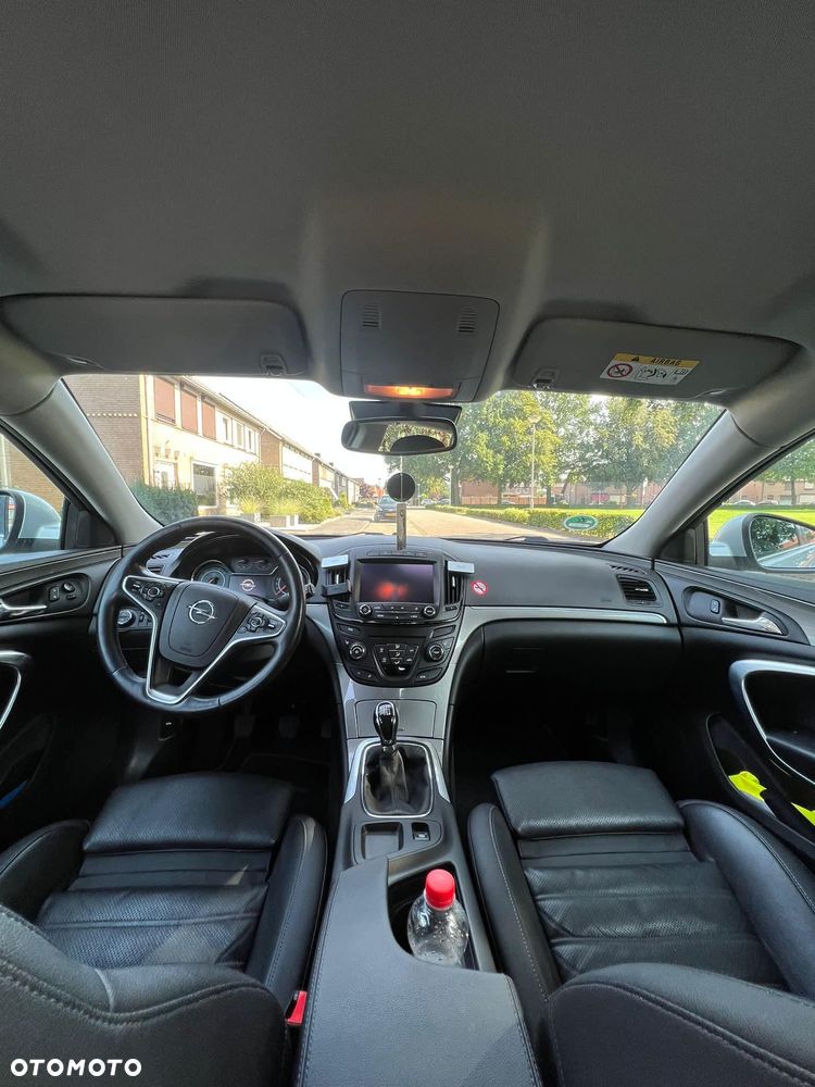 Opel Insignia - 11