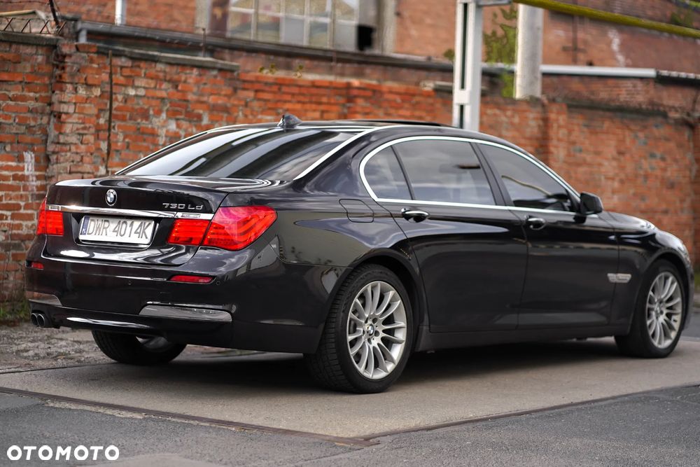 BMW Seria 7 730d L - 16
