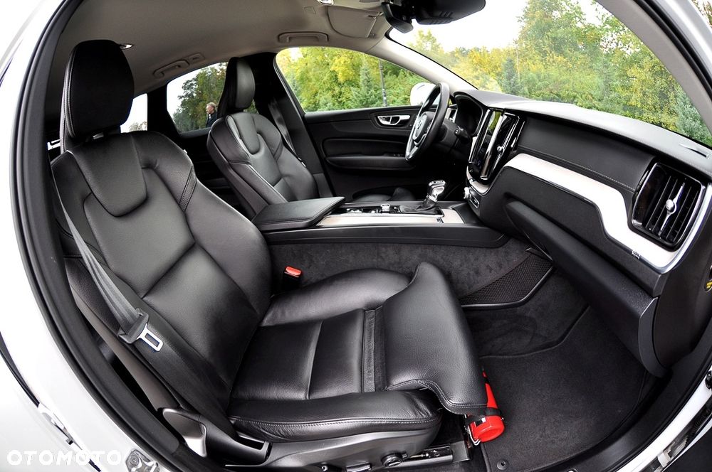 Volvo XC 60 - 30