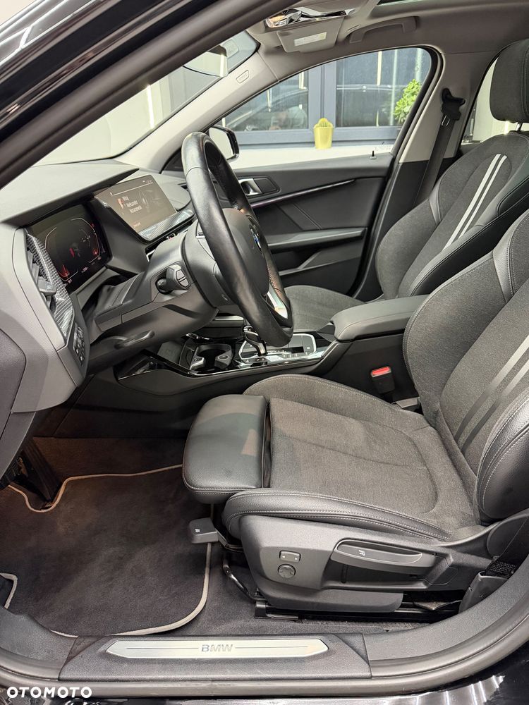 BMW Seria 1 118i Sport Line - 9