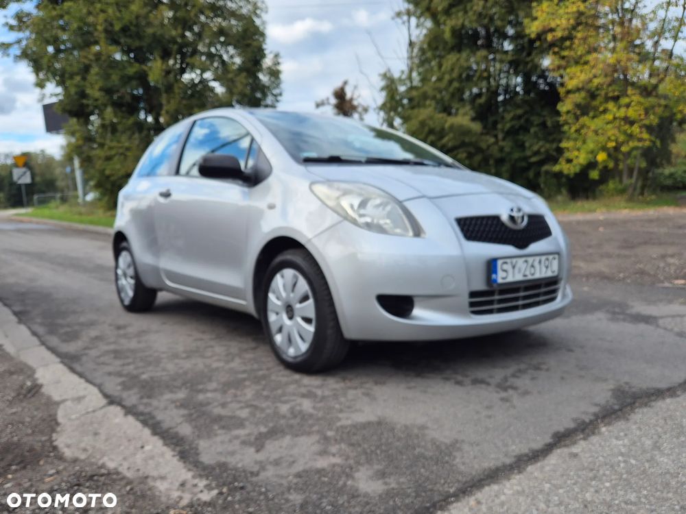Toyota Yaris 1.0 Luna - 3