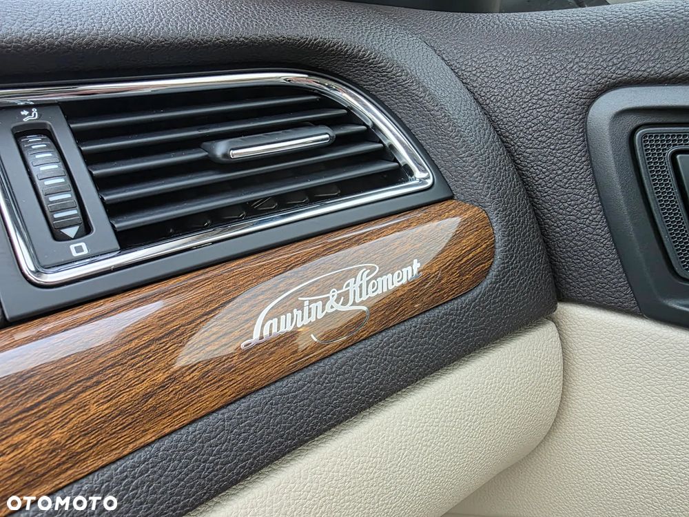 Skoda Superb 2.0 TDI 4x4 Platinum Outdoor DSG - 35