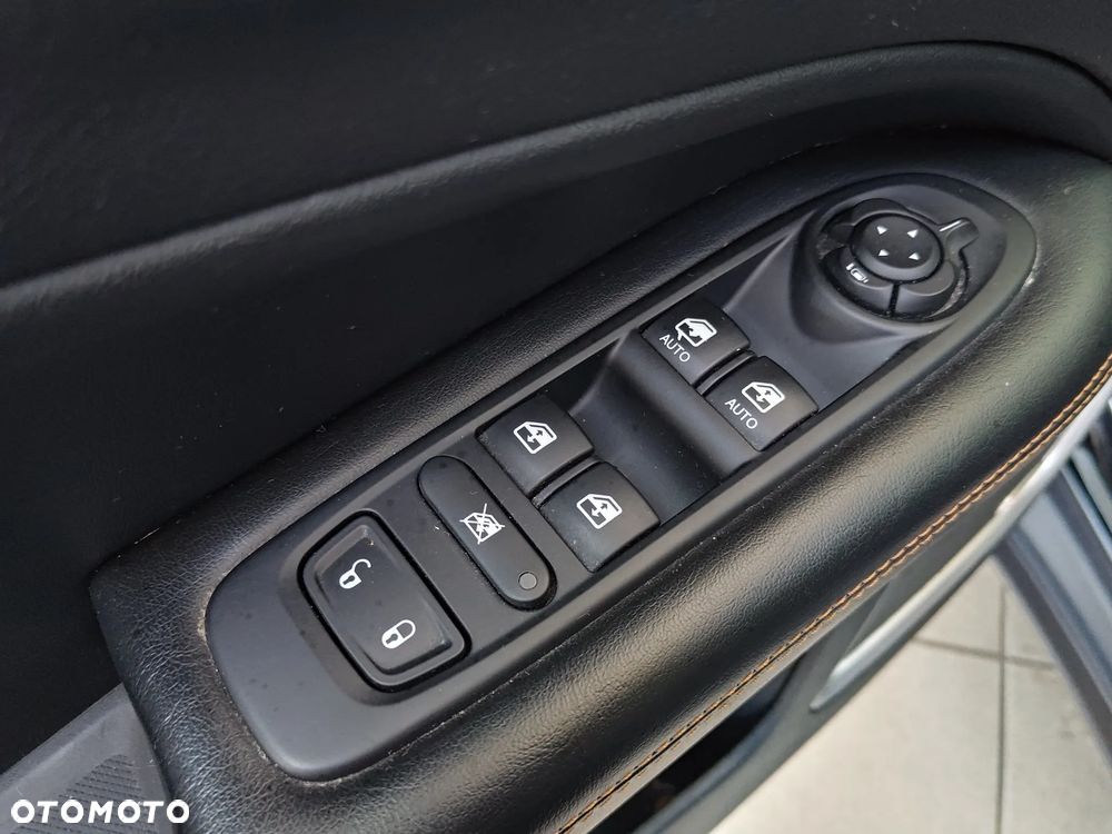Jeep Compass 1.4 TMair Limited FWD S&S - 27