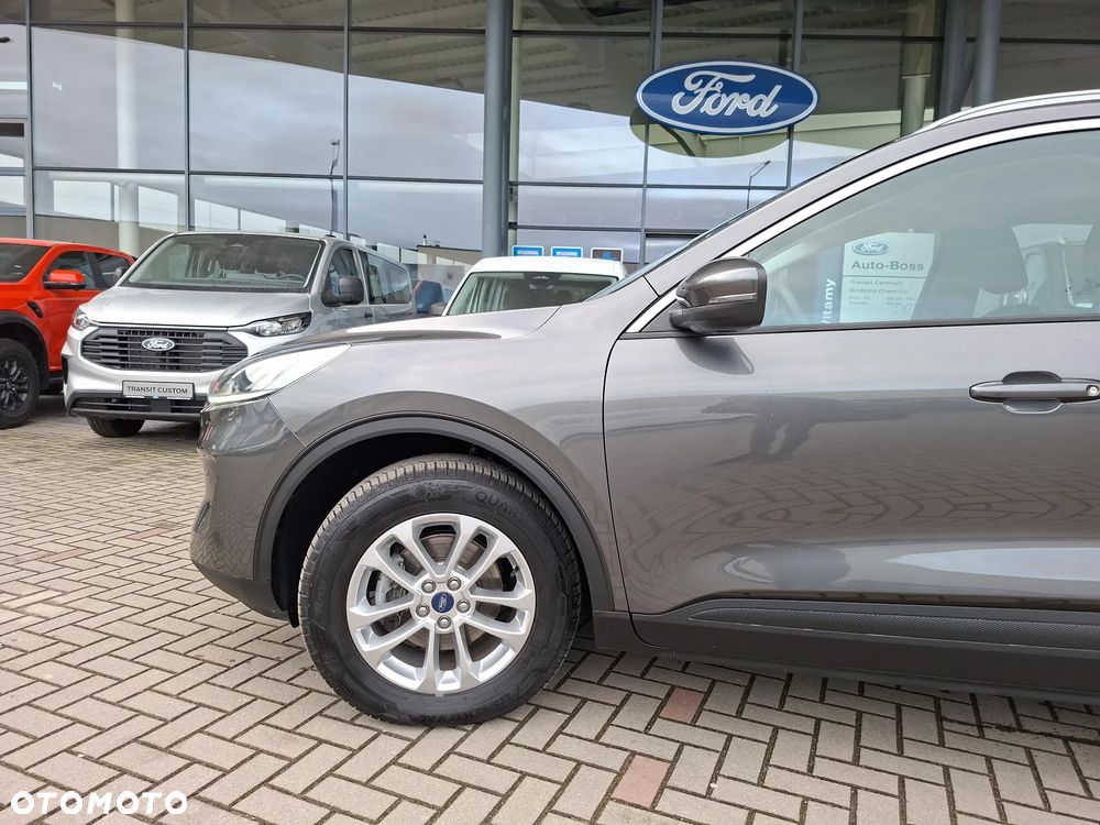 Ford Kuga 2.5 FHEV FWD Titanium - 11