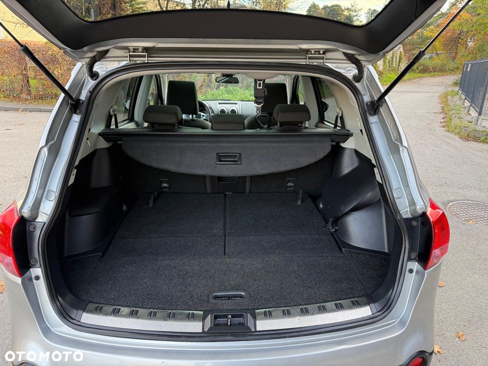 Nissan Qashqai+2 2.0 Acenta - 11