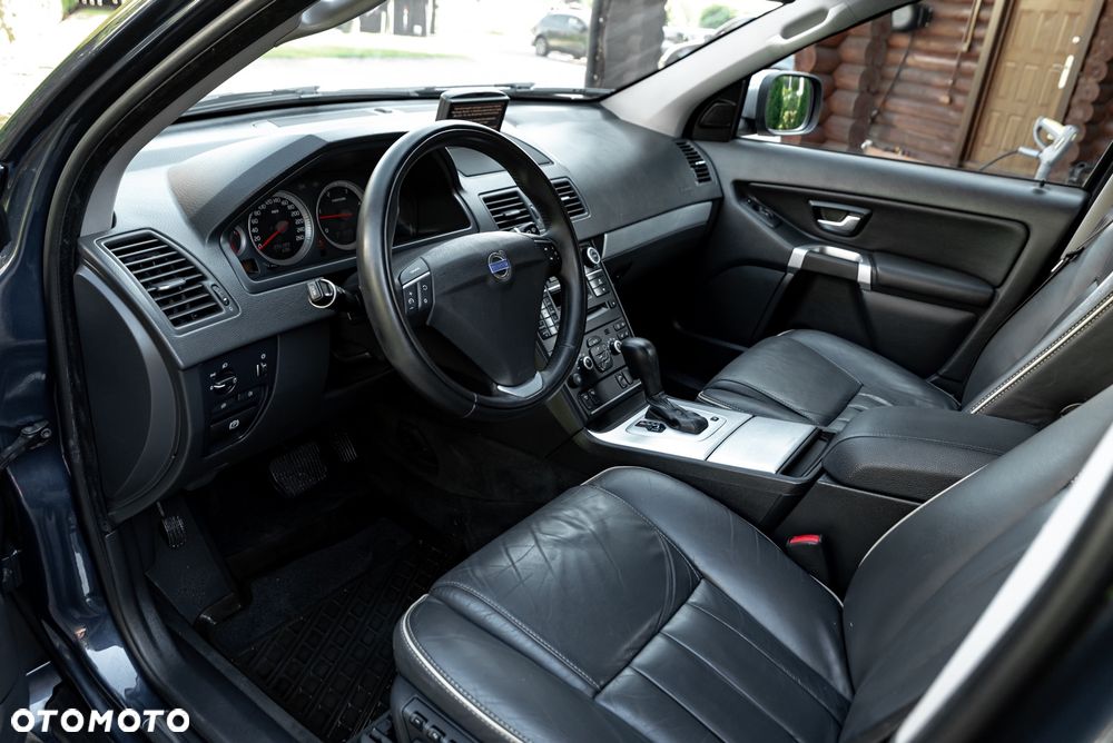 Volvo XC 90 D5 AWD Geartonic Summum - 16