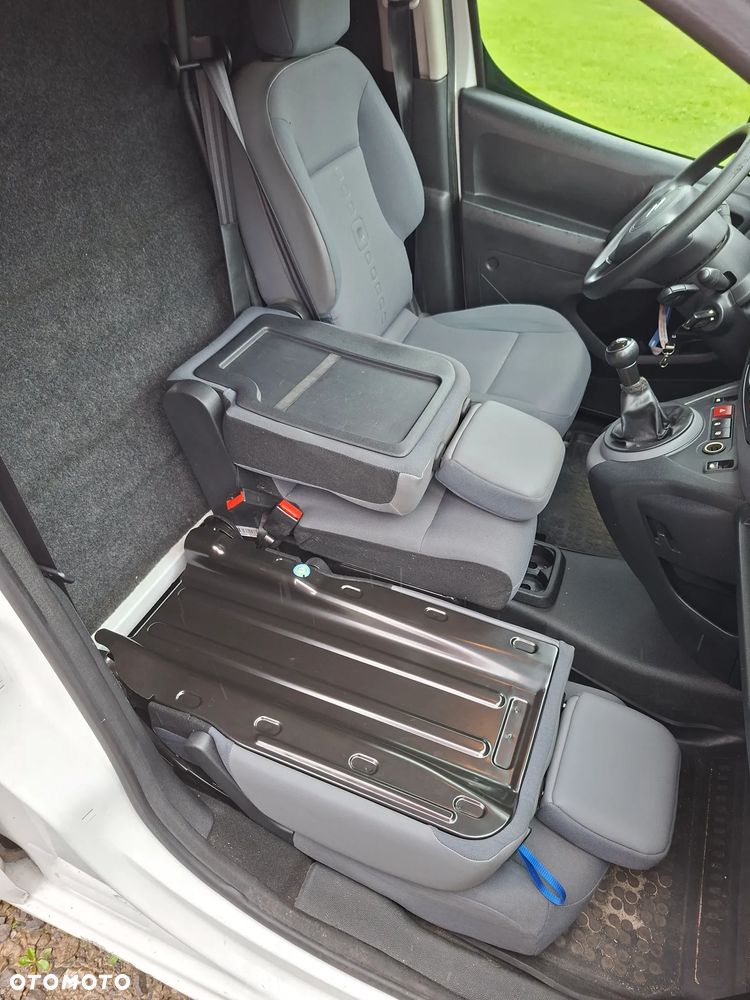 Citroën BERLINGO - 17