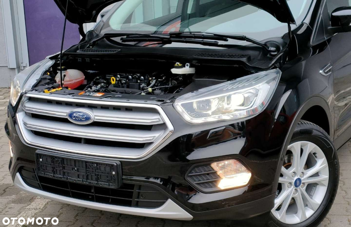 Ford Kuga - 32