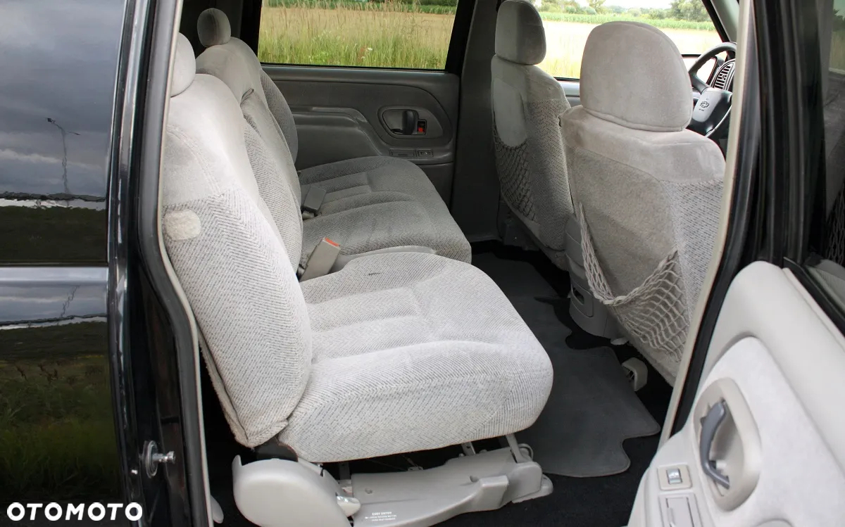 Chevrolet Suburban - 10