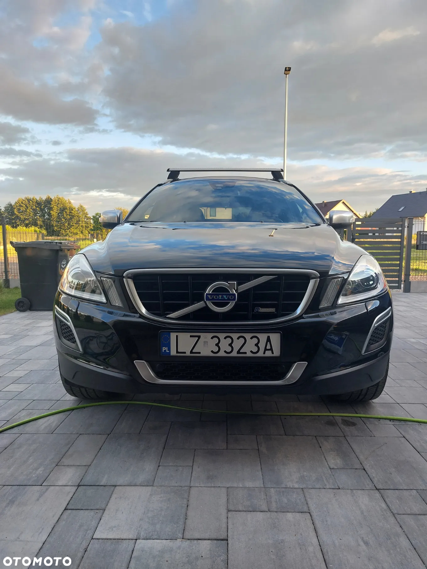 Volvo XC 60 T6 AWD R-Design - 3