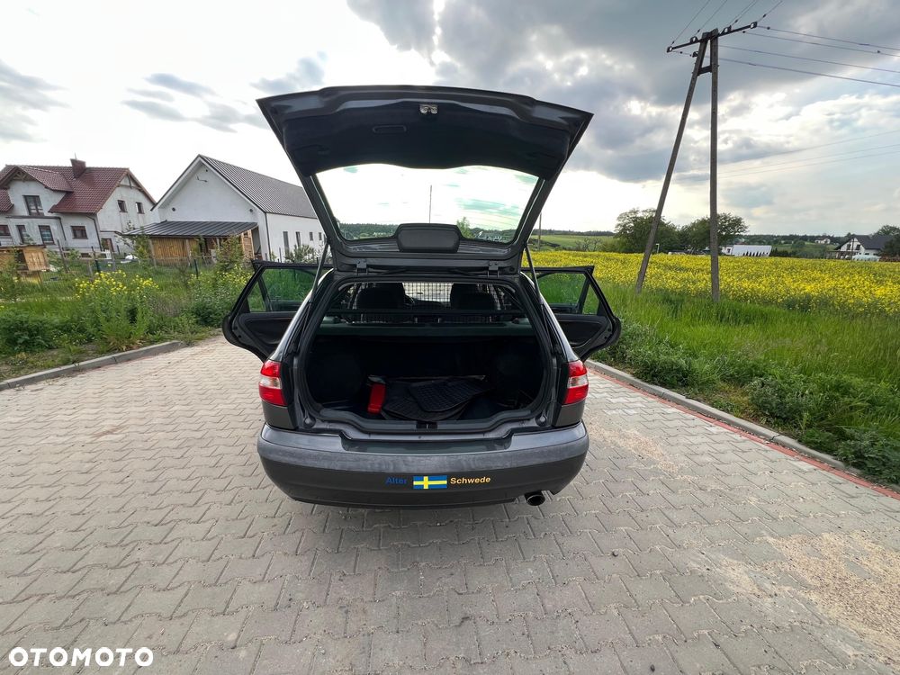 Volvo V40 - 37