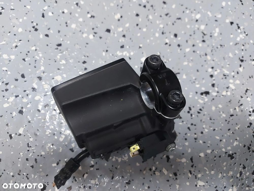 Yamaha MT09 XSR 900 Tracer pompa hamulcowa - 2