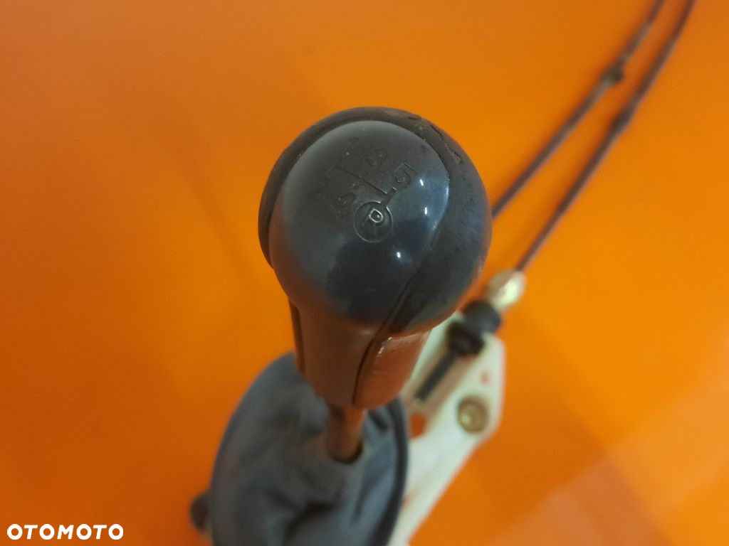 TOYOTA YARIS I 99-03 1.0MT HB WYBIERAK ZMIANY BIEGÓW  1SZ - 8