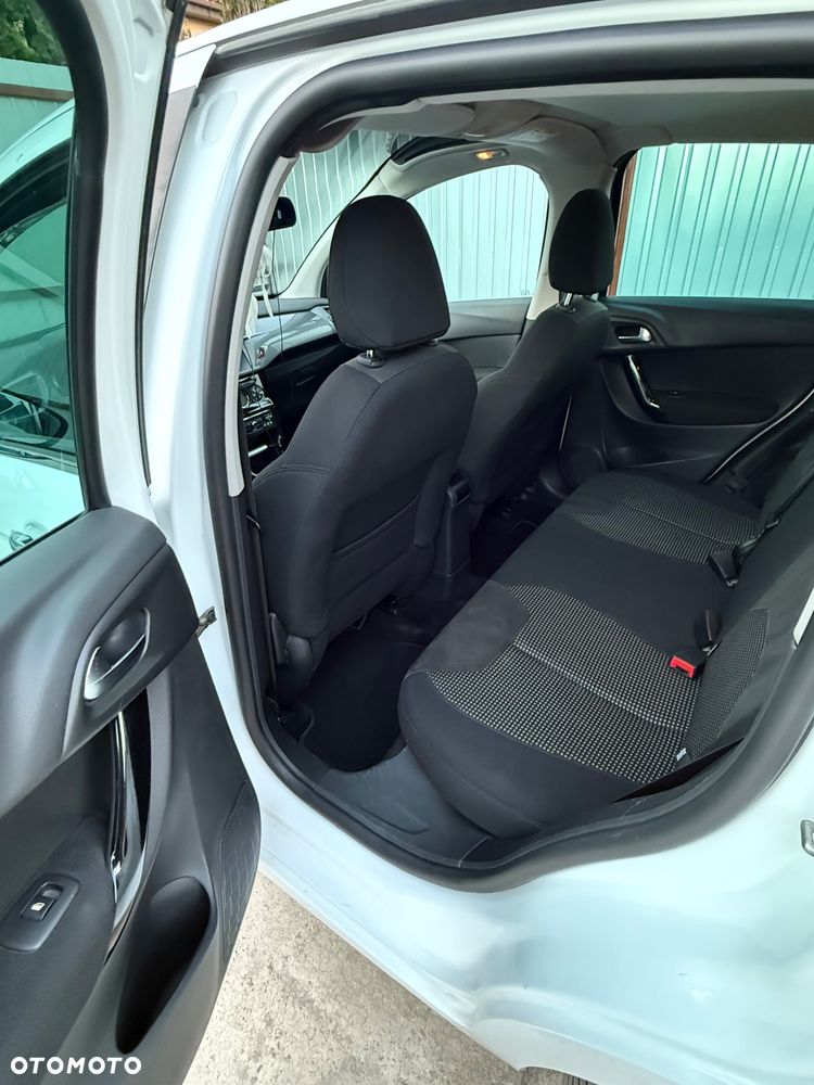 Citroën C3 1.2 PureTech Exclusive - 8