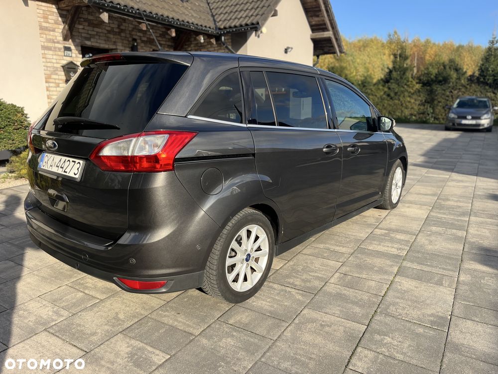 Ford Grand C-MAX - 3