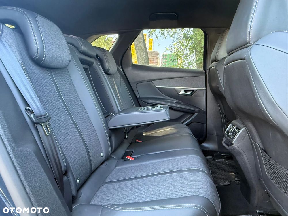 Peugeot 3008 1.6 PureTech GPF GT Line S&S EAT8 - 38