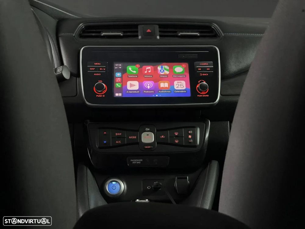 Nissan Leaf - 12