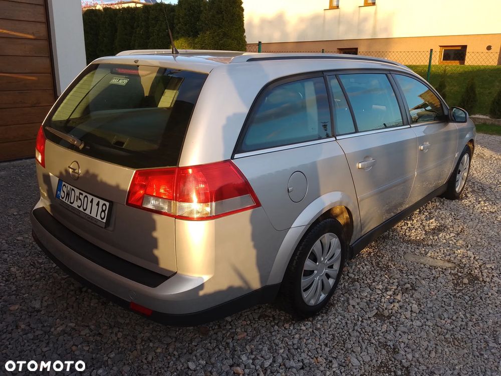 Opel Vectra - 8